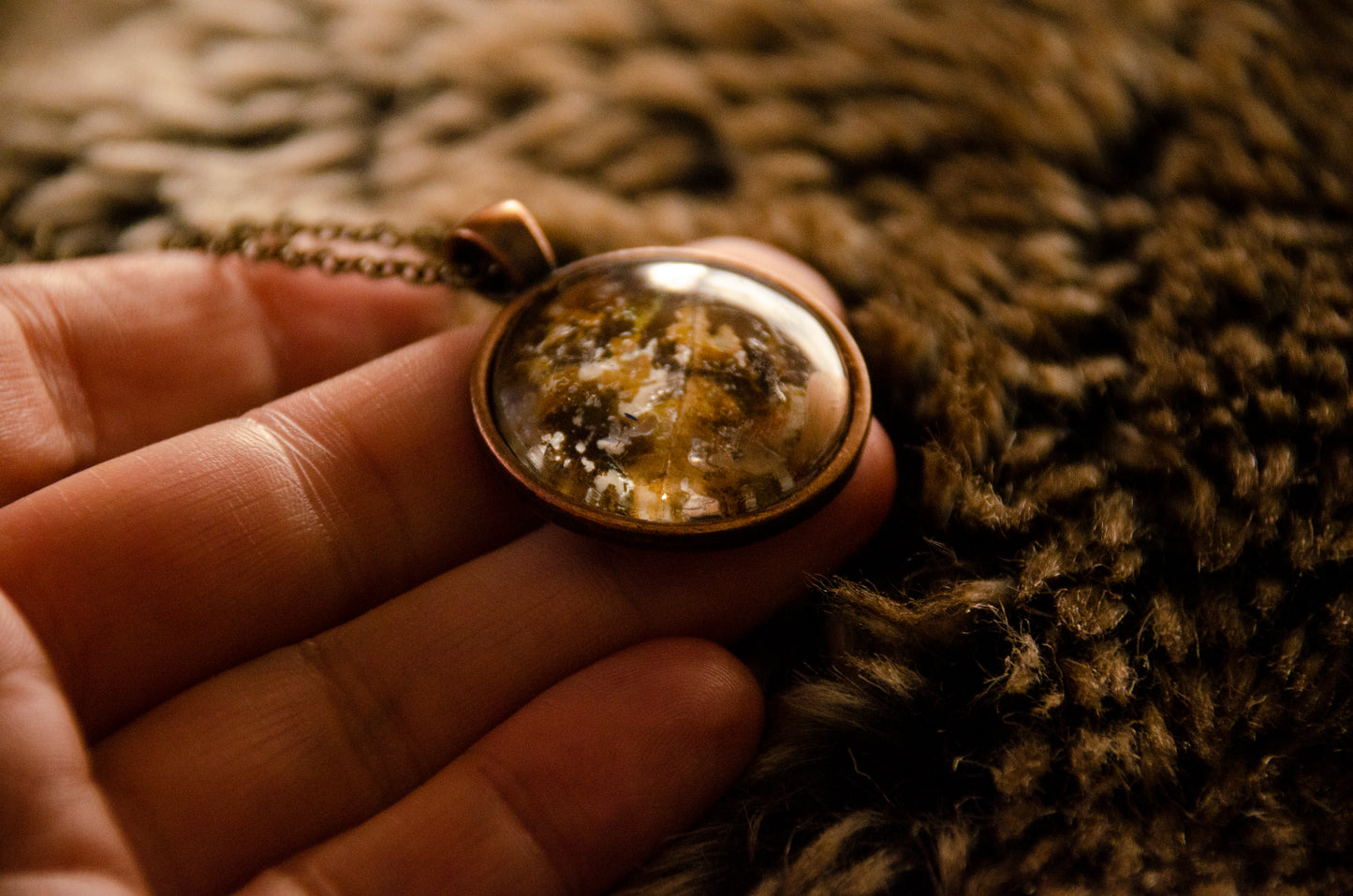 Amulet "Leaves of Change"